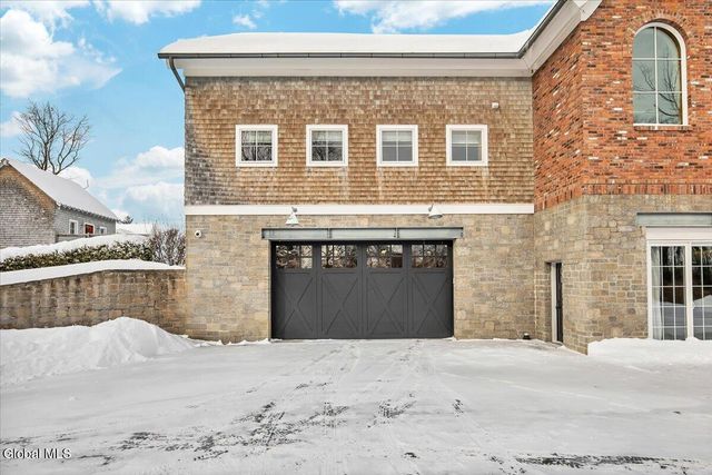 331 Vly Road, Colonie, NY 12309