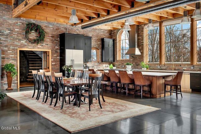 331 Vly Road, Colonie, NY 12309