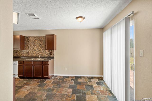 7807 Clipper, San Antonio, TX 78254