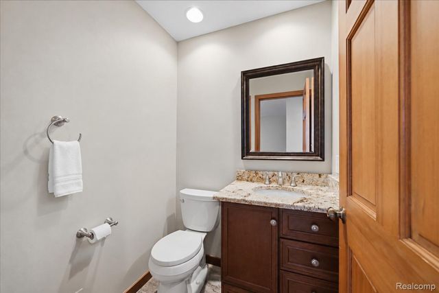 7115 Locklin, West Bloomfield Charter Township, MI 48324
