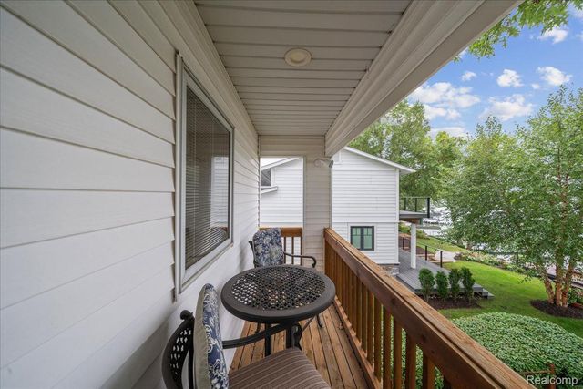 7115 Locklin, West Bloomfield Charter Township, MI 48324