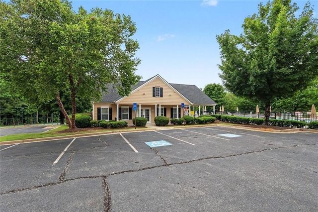 4159 Elm Trace Drive, Loganville, GA 30052