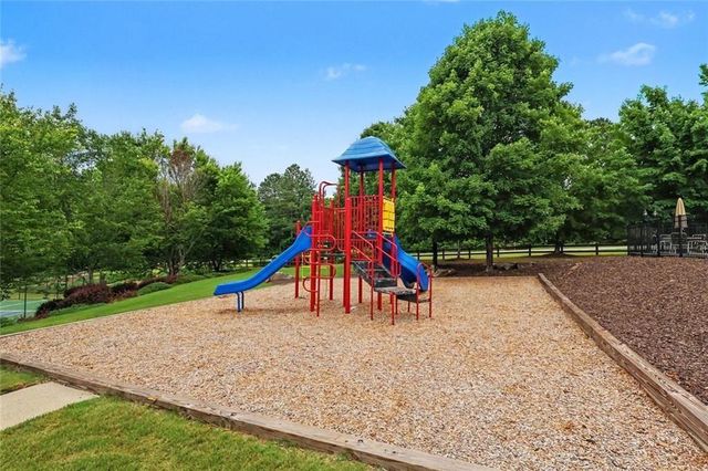 4159 Elm Trace Drive, Loganville, GA 30052