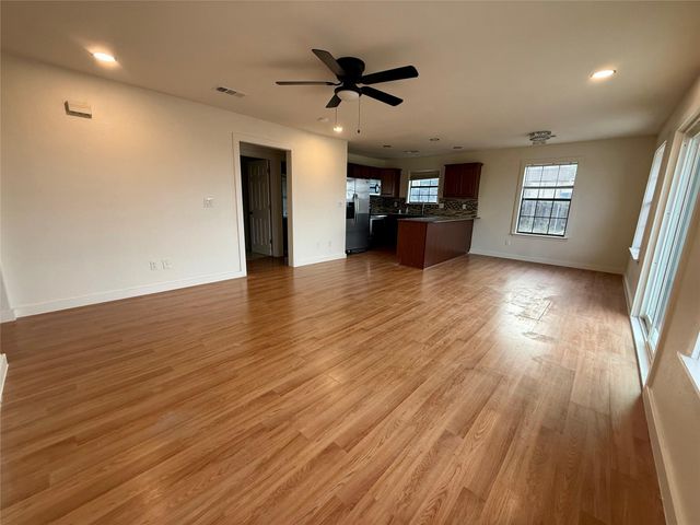 21003 Boggy Ford RD A, Lago Vista, TX 78645