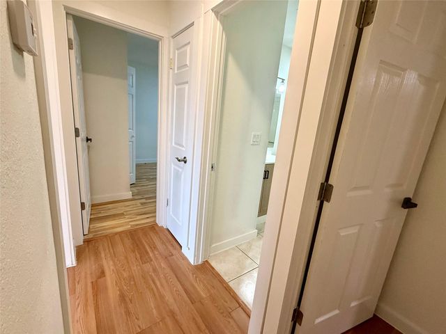 21003 Boggy Ford RD A, Lago Vista, TX 78645