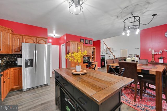 358 S LINGLE AVE, Palmyra, PA 17078