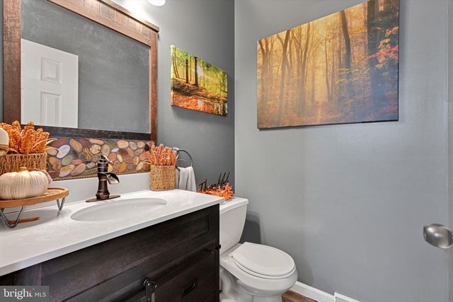 358 S LINGLE AVE, Palmyra, PA 17078