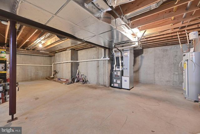 358 S LINGLE AVE, Palmyra, PA 17078