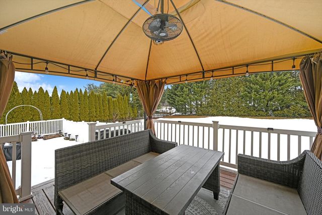 358 S LINGLE AVE, Palmyra, PA 17078