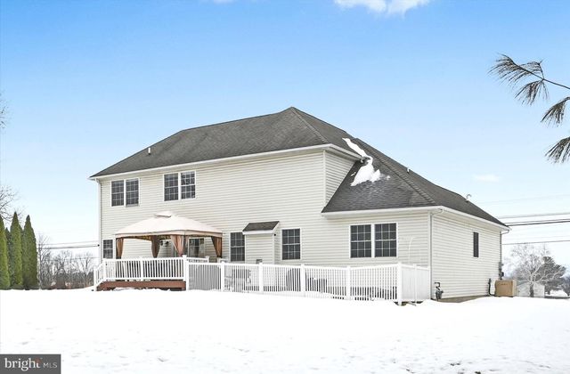 358 S LINGLE AVE, Palmyra, PA 17078