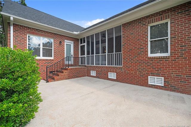 2805 Selhurst Drive, Fayetteville, NC 28306