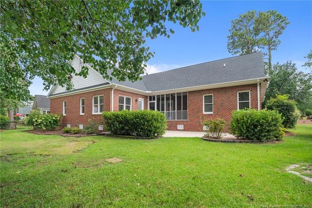 2805 Selhurst Drive, Fayetteville, NC 28306