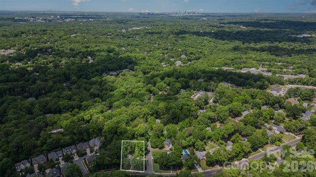 6200 Old Providence Road, Charlotte, NC 28226