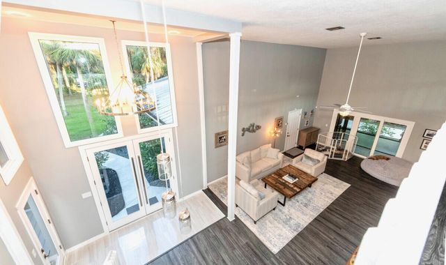 16887 97th Way N, Jupiter, FL 33478