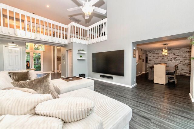 16887 97th Way N, Jupiter, FL 33478