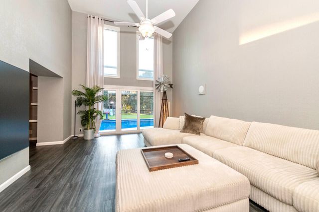 16887 97th Way N, Jupiter, FL 33478