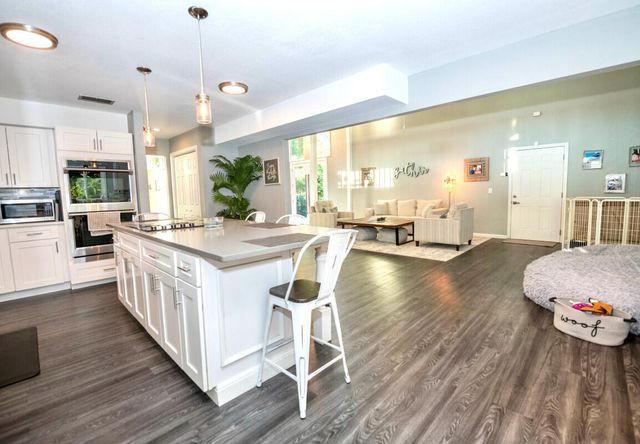 16887 97th Way N, Jupiter, FL 33478