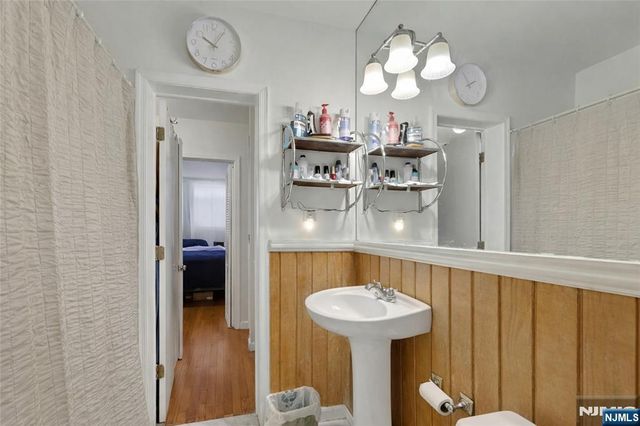 251 Grant Avenue, Cliffside Park, NJ 07010