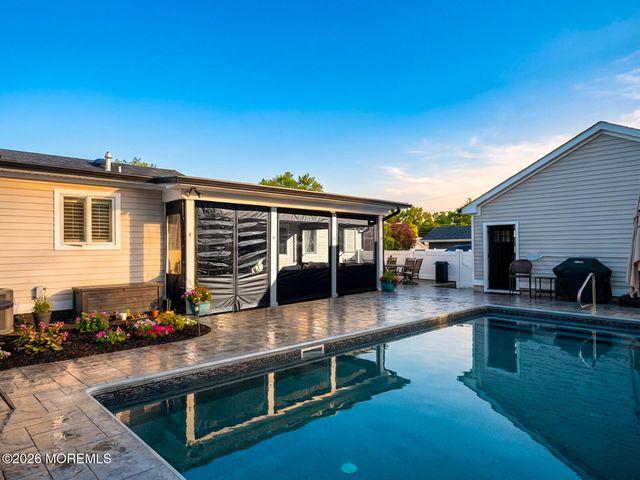 222 18th Avenue, Brick, NJ 08724