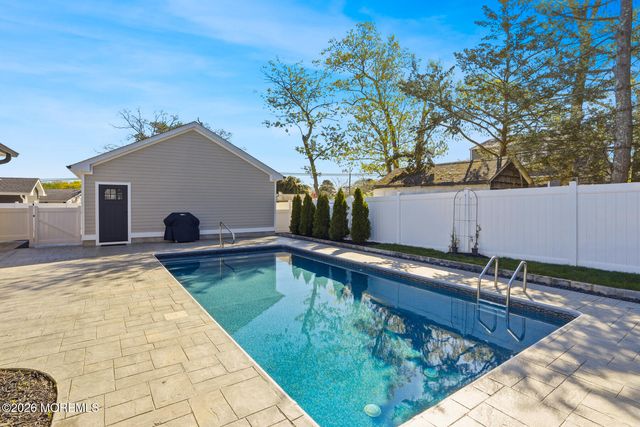 222 18th Avenue, Brick, NJ 08724