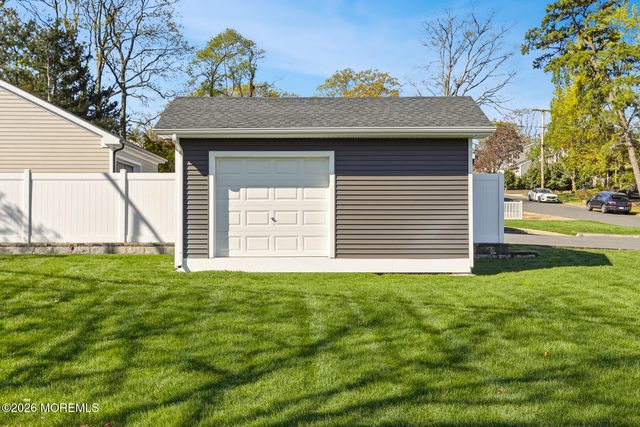 222 18th Avenue, Brick, NJ 08724