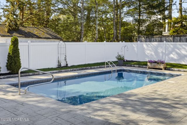 222 18th Avenue, Brick, NJ 08724