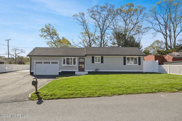 222 18th Avenue, Brick, NJ 08724