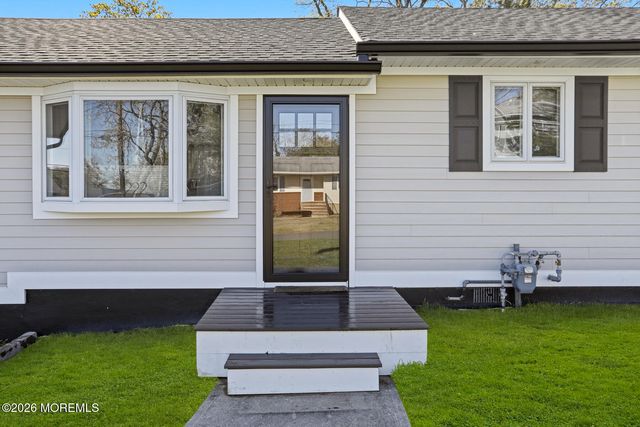 222 18th Avenue, Brick, NJ 08724