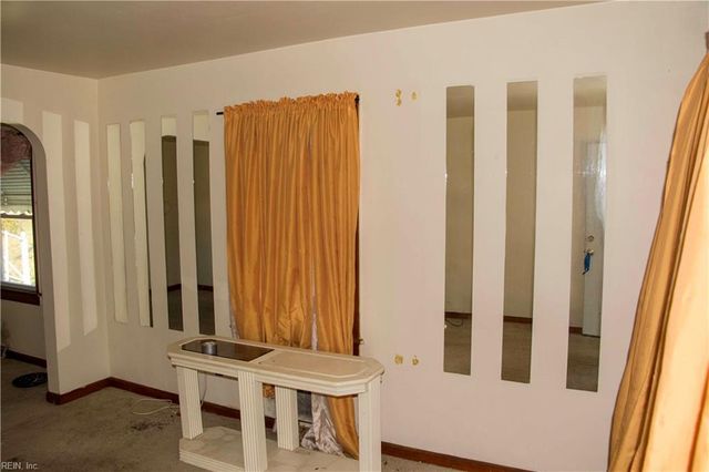 723 Center AVE, Newport News, VA 23605