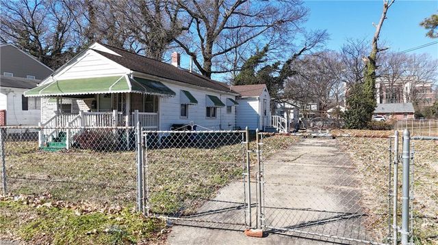 723 Center AVE, Newport News, VA 23605