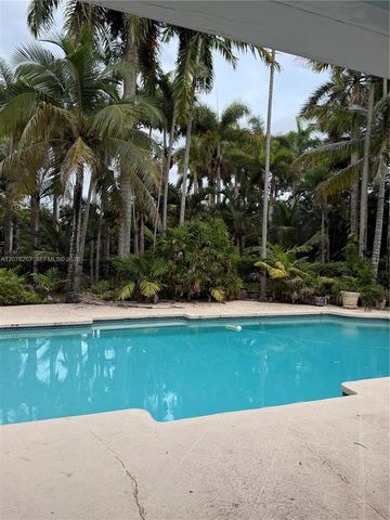 12121 SW 60th Court, Pinecrest, FL 33156