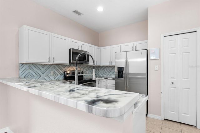 10077 MOORSHIRE CIRCLE, Orlando, FL 32829
