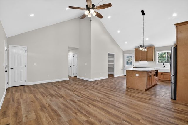 300 Mulberry Street, East Ellijay, GA 30540