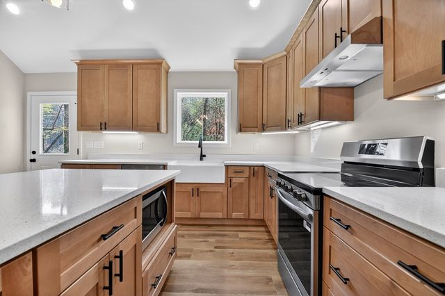 300 Mulberry Street, East Ellijay, GA 30540