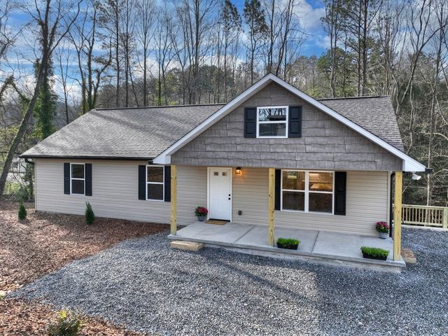 300 Mulberry Street, East Ellijay, GA 30540