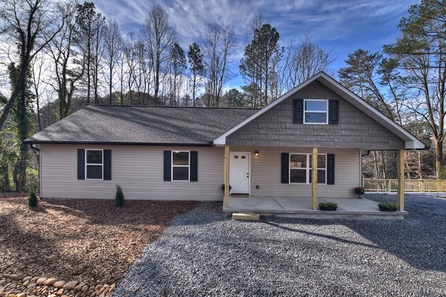 300 Mulberry Street, East Ellijay, GA 30540