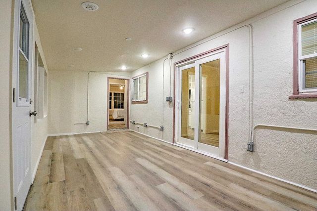 4121 N Palm Avenue, Fresno, CA 93704