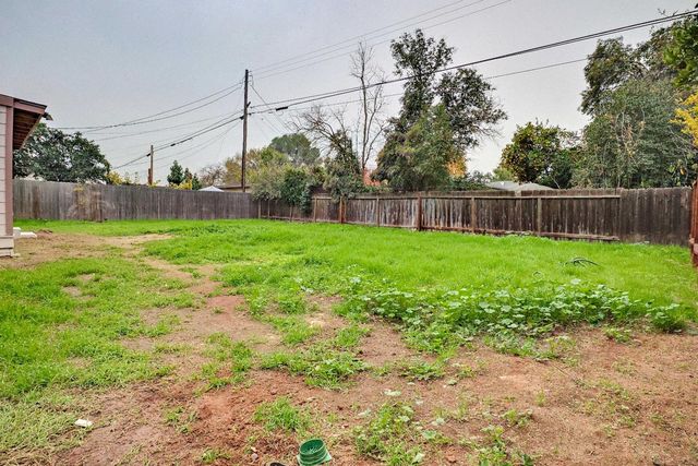 4121 N Palm Avenue, Fresno, CA 93704