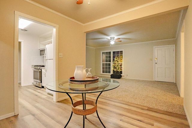 4121 N Palm Avenue, Fresno, CA 93704