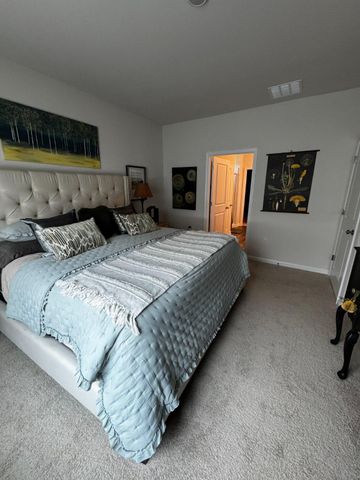 372 ATKINSON ST, Shenandoah Junction, WV 25442