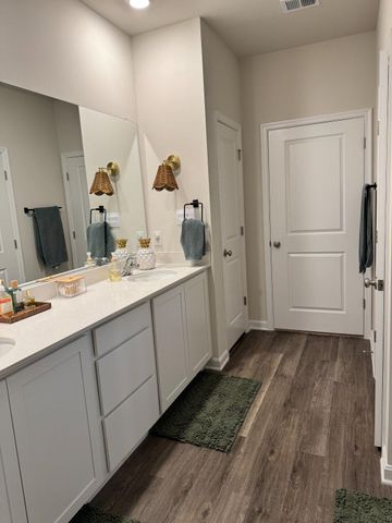 372 ATKINSON ST, Shenandoah Junction, WV 25442