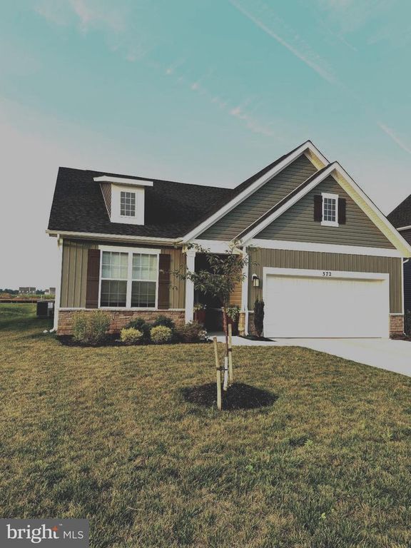 372 ATKINSON ST, Shenandoah Junction, WV 25442