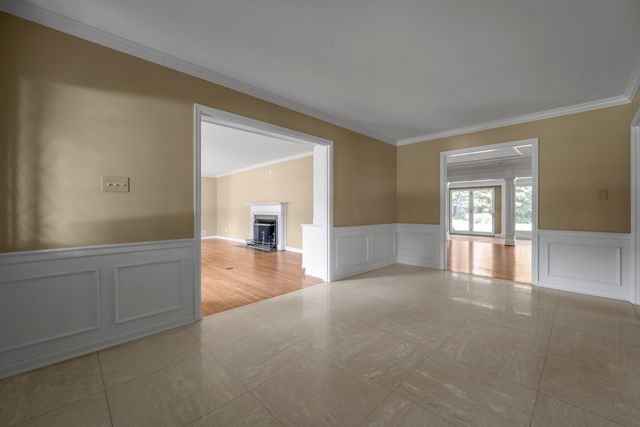 790 Chinoe Road, Lexington, KY 40502