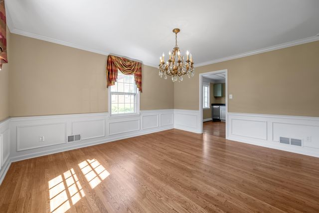 790 Chinoe Road, Lexington, KY 40502