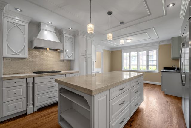 790 Chinoe Road, Lexington, KY 40502