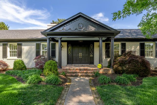 790 Chinoe Road, Lexington, KY 40502