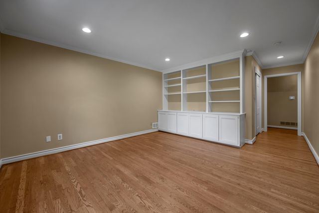 790 Chinoe Road, Lexington, KY 40502