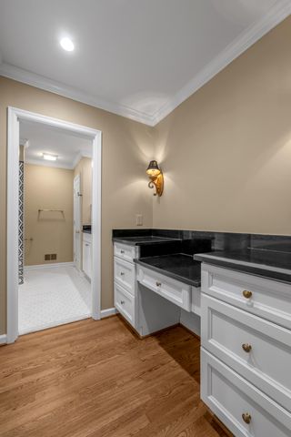 790 Chinoe Road, Lexington, KY 40502