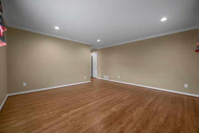 790 Chinoe Road, Lexington, KY 40502