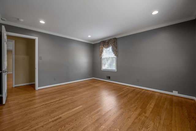 790 Chinoe Road, Lexington, KY 40502